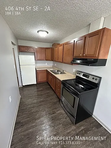 406 4th St SE #2A Photo 1