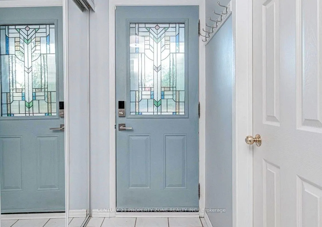 4 bed, $3,000 — Photo 3