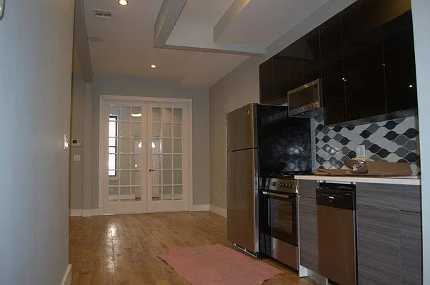 Rented by Loom Group | media 11