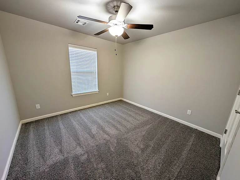 2349 Santa Monica St — Photo 15