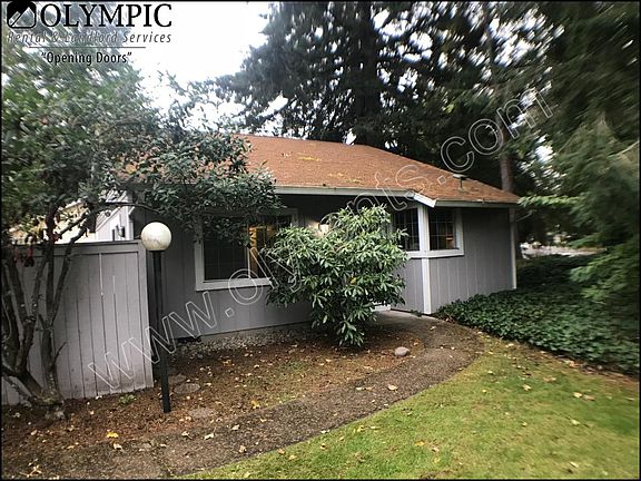 5th image of 518 Malibu Dr SE