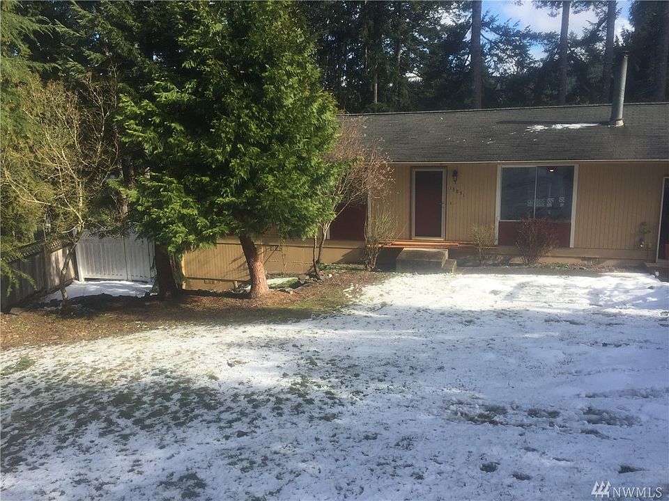 1st image of 13851 Chinook Cir NW
