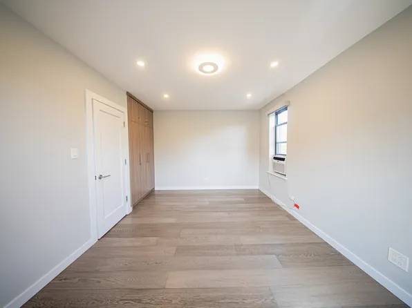 2569 West Second Street image 27 of 43