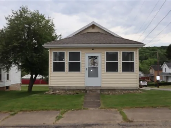 200 E Slippery Rock St, Chicora, PA 16025