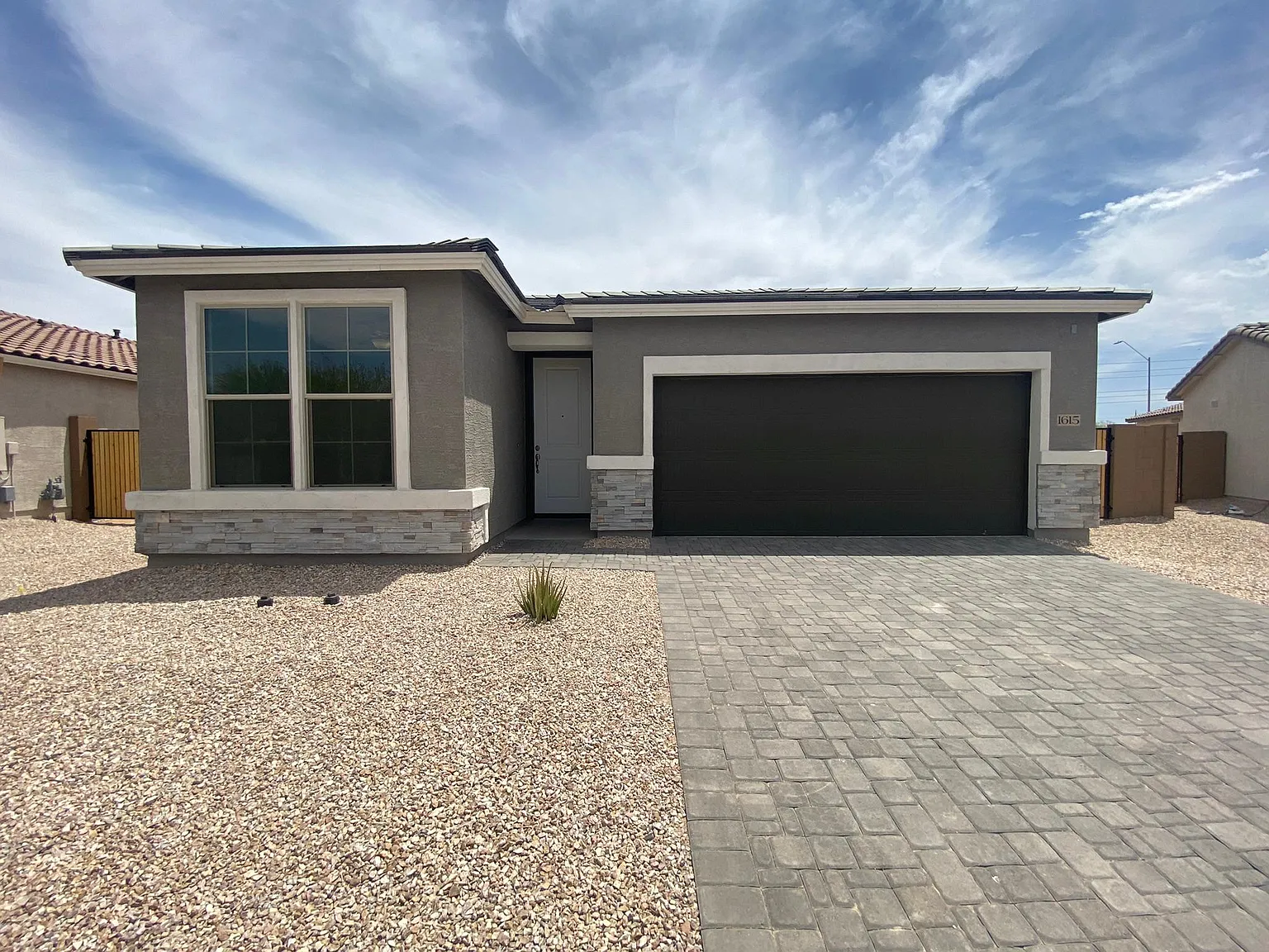 1615 E Paul Dr — Photo 1