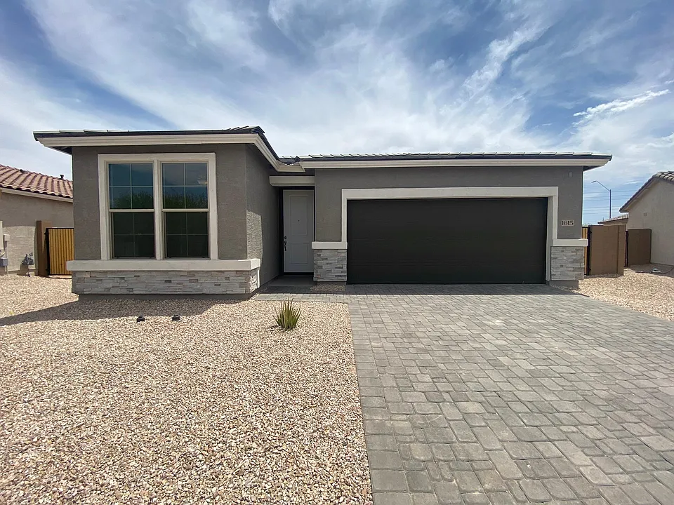 1615 E Paul Dr