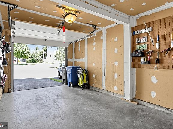 5th image of 46701 Corkwing Sq