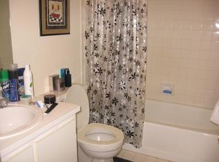 2506 Lakeview Cir, Royal Palm Beach, FL 33411