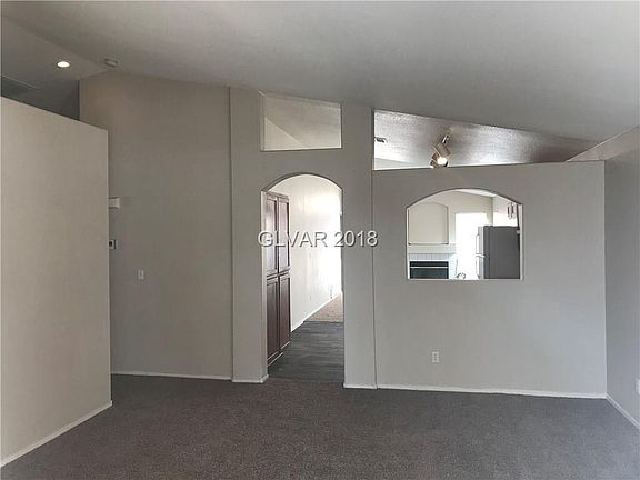 5th image of 2226 Shatz St