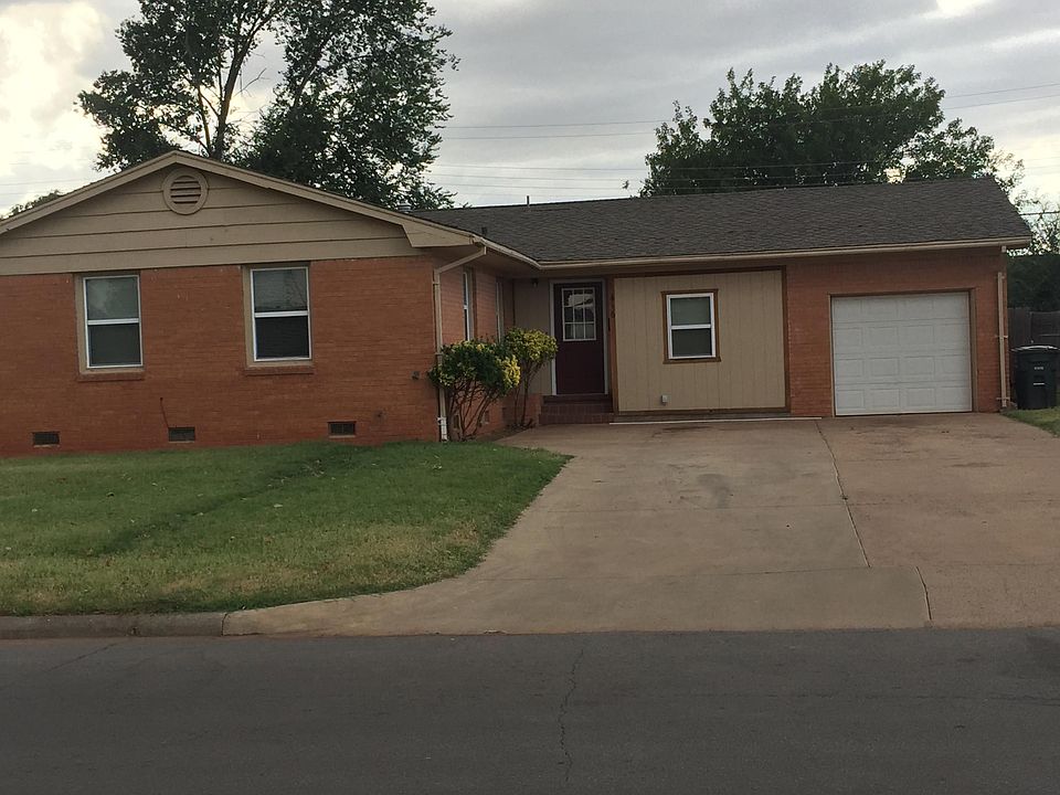 2nd image of 416 S 24th St