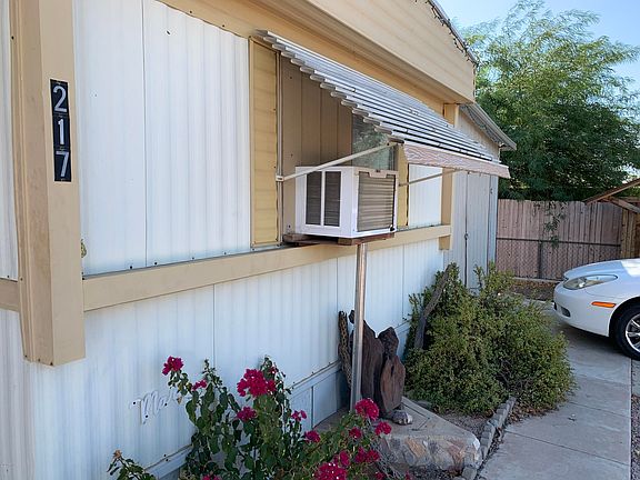 3rd image of 217 N 88th Pl