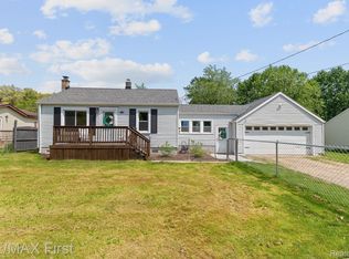 4745 Jamm Rd, Orion, MI 48359