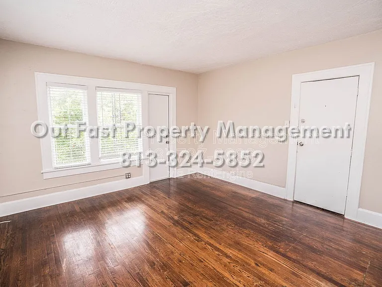 549 2nd St N #3 — Photo 13