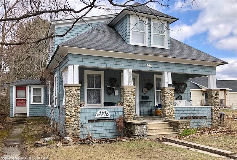 2nd image of 39 McLellan St