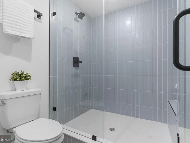 1602 Locust St #4-401 — Photo 19