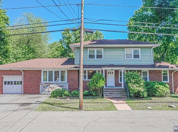 4th image of 349 4th Ave