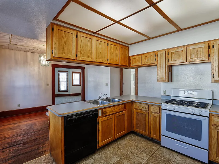 625 Lewis St #M — Photo 11