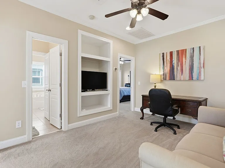 313 Lake View Dr — Photo 22