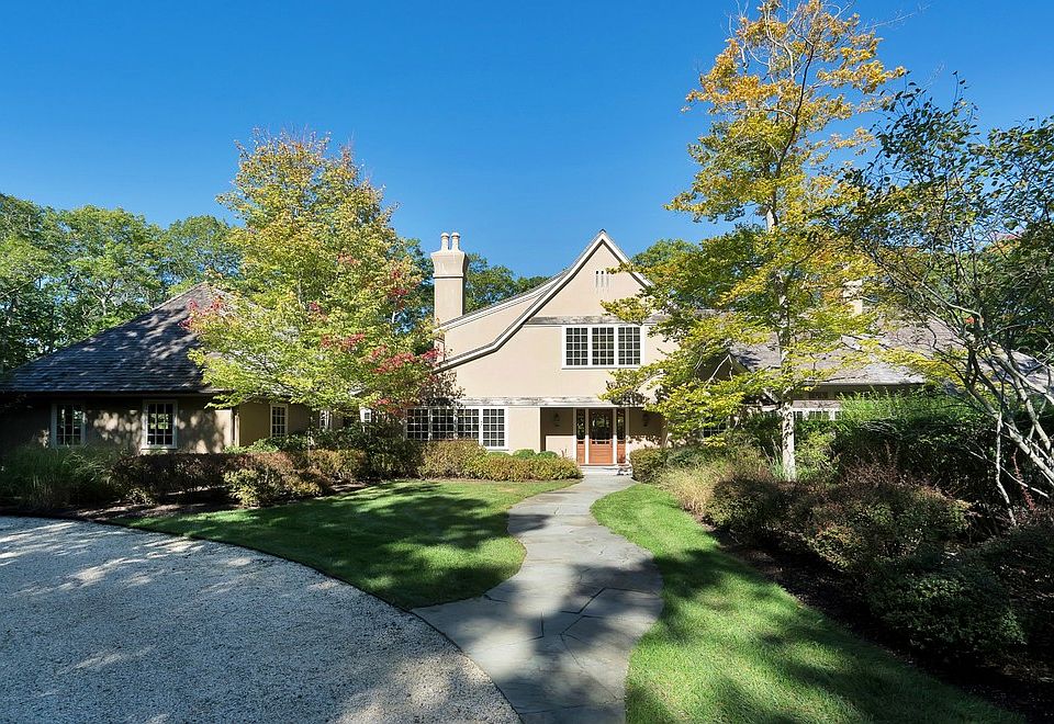 1st image of 27 Laurel Hill Ln