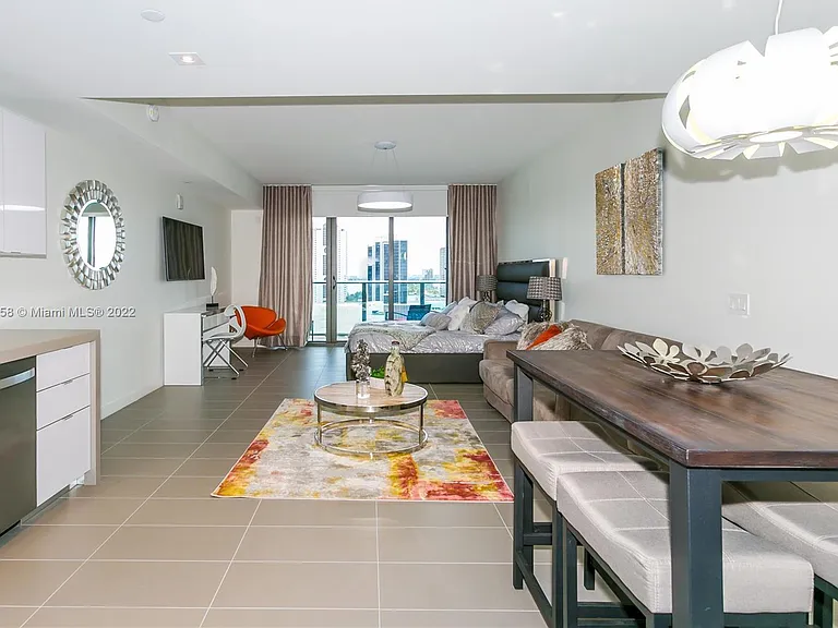 1600 NE 1st Ave #1703 — Photo 7