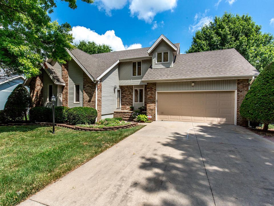1st image of 1445 E Stoneridge Dr