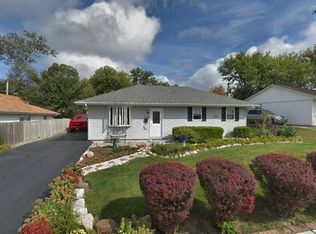 934 Chippewa Cir, Carpentersville, IL 60110