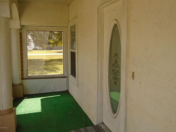 4th image of 13474 Foxwood Height Cir E