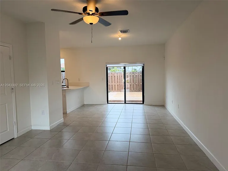 11936 SW 247th Ter — Photo 6