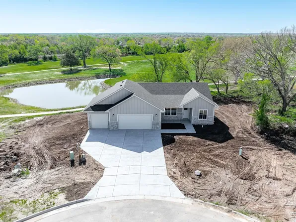 1350 Skyview Dr, El Dorado, KS 67042
