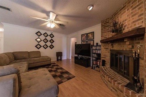 2nd image of 5775 Kristin Ln