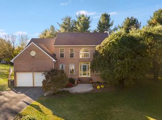 114 Apple Cross Rd, Harpers Ferry, WV 25425