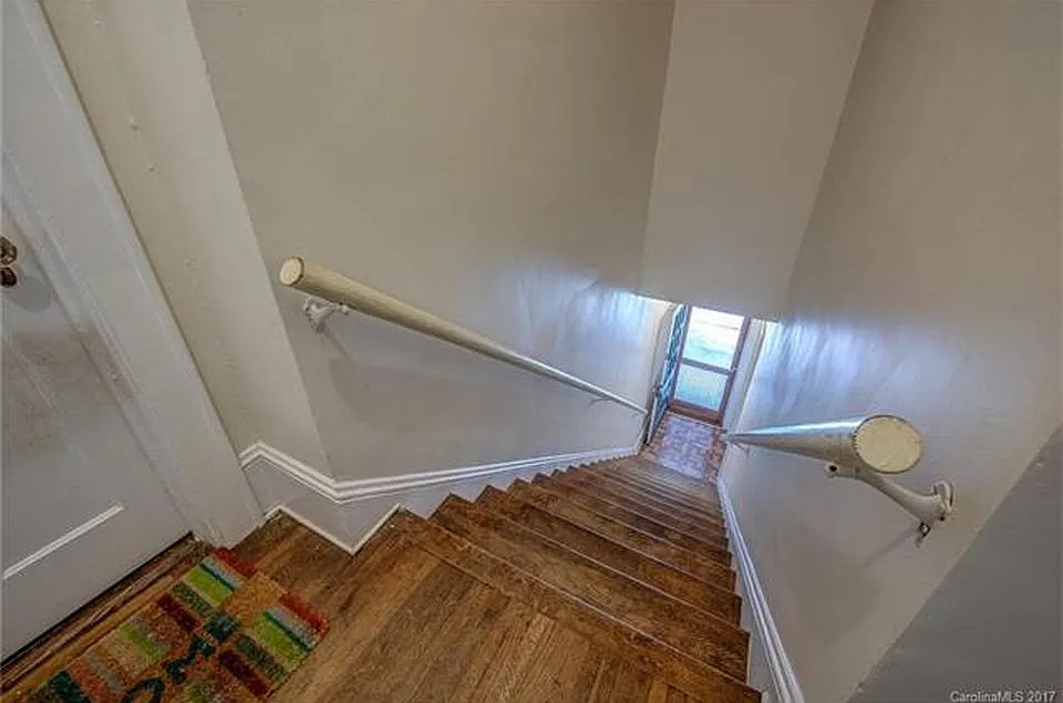 506 S Lee Street - A — Photo 3