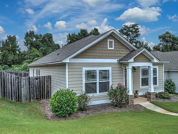 2nd image of 2467 Churchill Cir