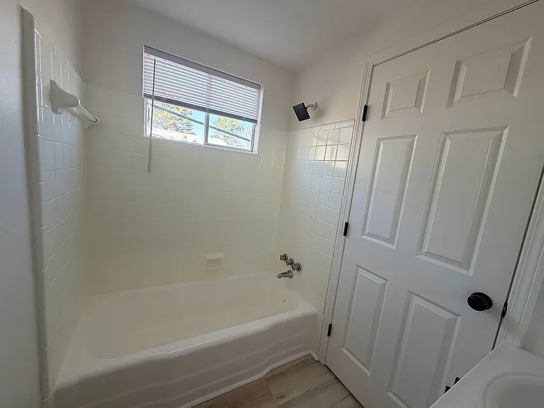 North Fillmore Apartments — Photo 17