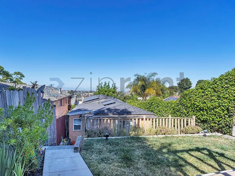 9834 Lawlor St — Photo 22