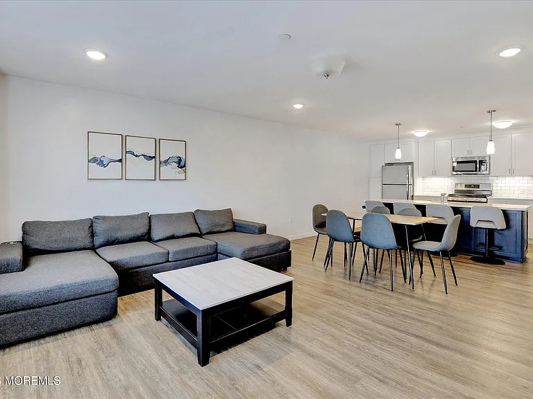 55 Brighton Ave #4 — Photo 18
