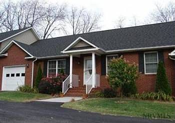 1st image of 102 Scattergood Dr NE