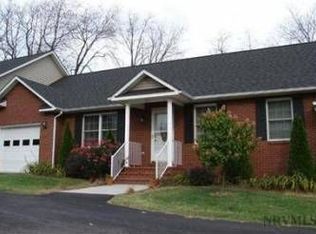 102 Scattergood Dr NE, Christiansburg, VA 24073
