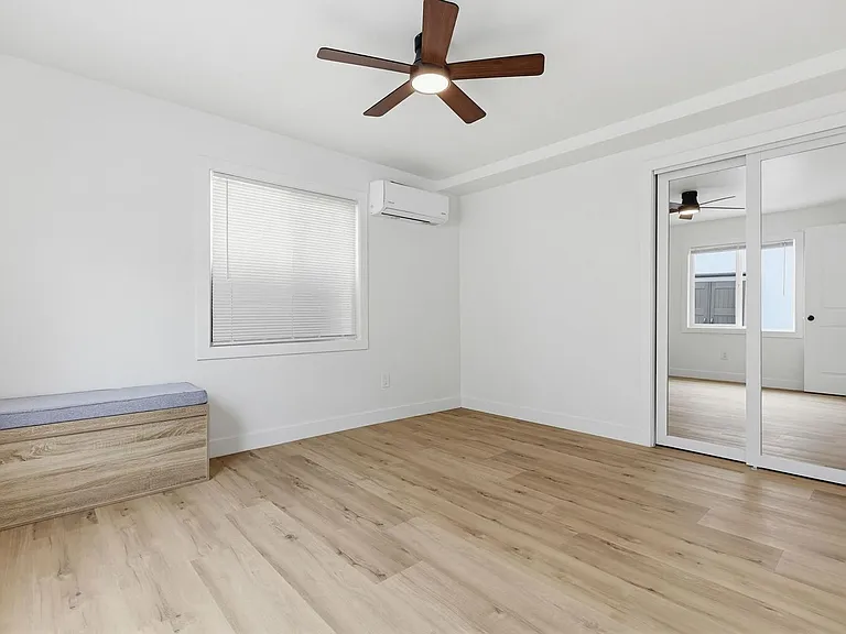 4853 Long Branch Ave — Photo 9
