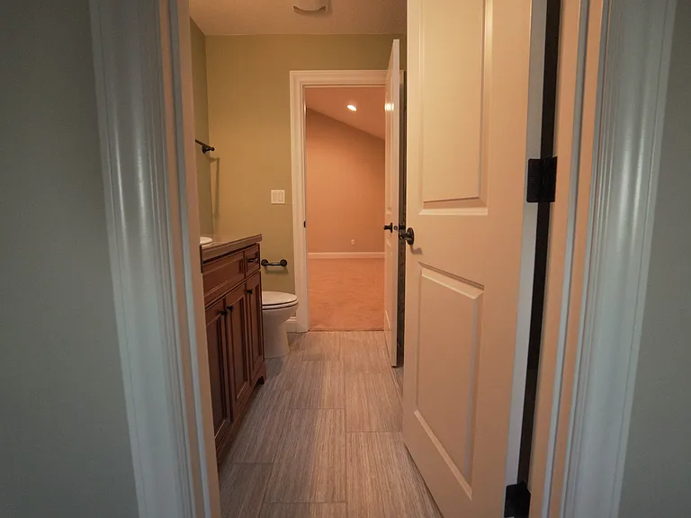 9706 SE Hillcrest Rd — Photo 51