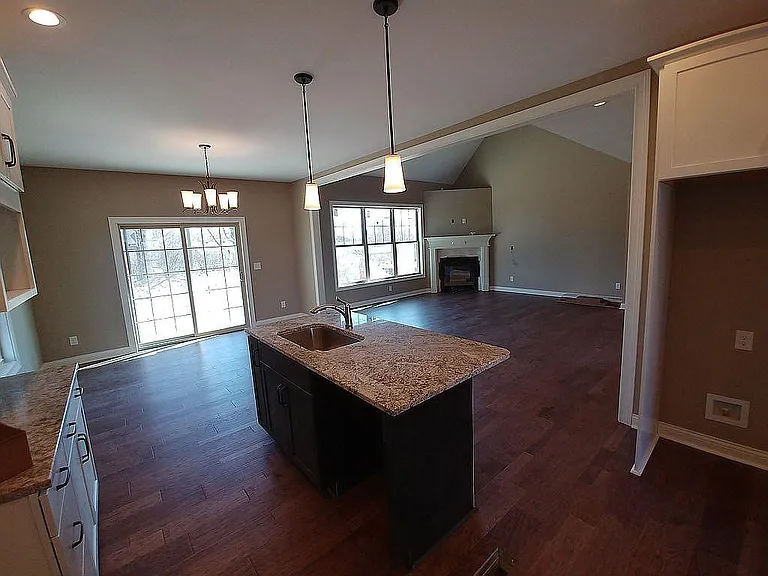 6631 Heritage Hills Dr — Photo 33
