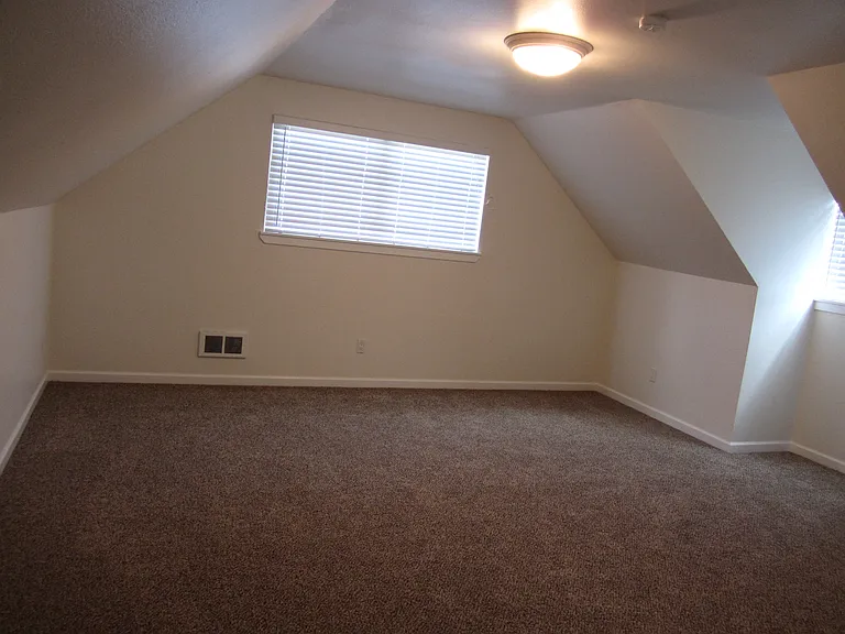 8710 45th Dr NE — Photo 11