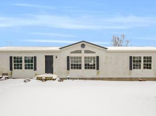 7677 Hewitt Rd, Greenwood, MI 48006