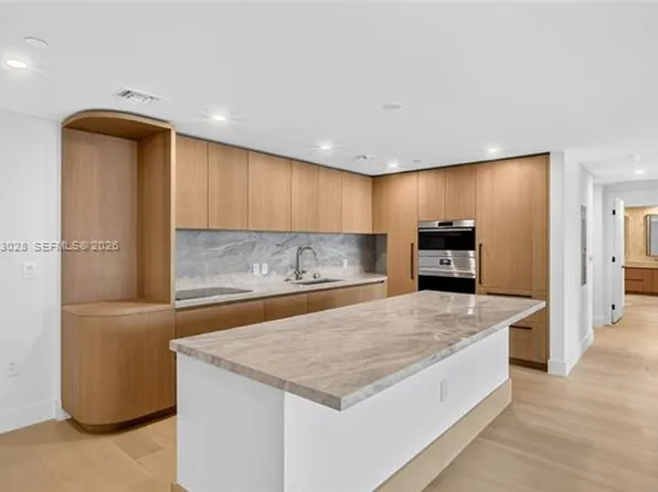 1176 97th St, Miami Beach, FL