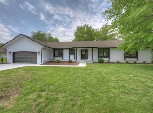 2010 Carolina Cir, Joplin, MO 64801