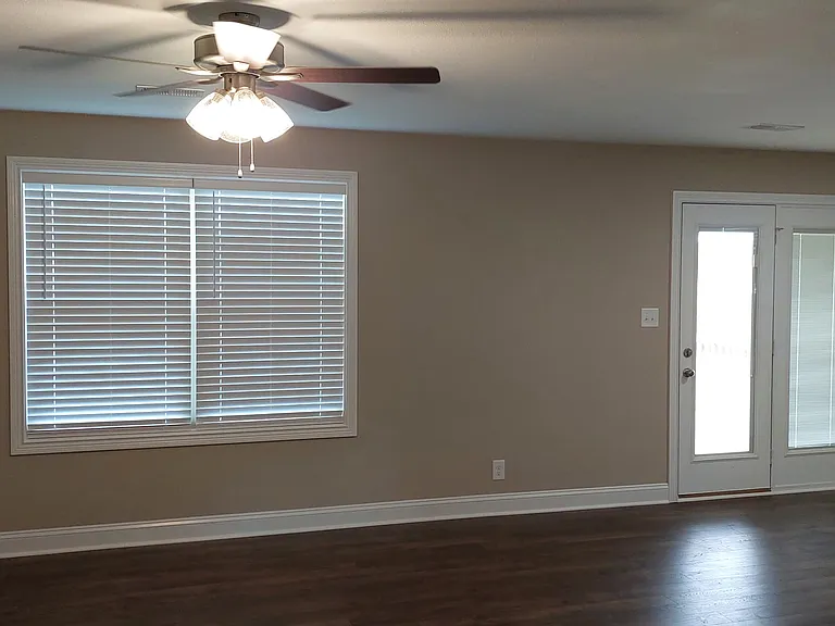 237 Ardell Dr — Photo 8