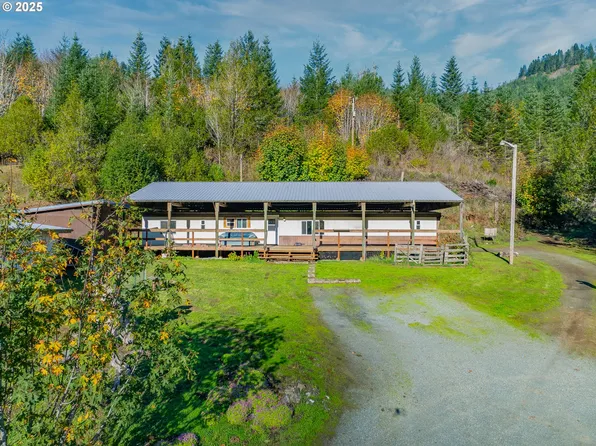 15779 Highway 42, Myrtle Point, OR 97458
