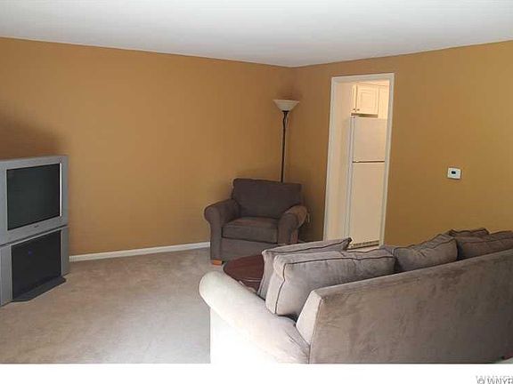5th image of 148 Stepping Stone Ln