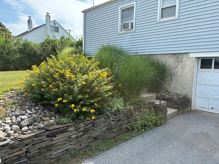 44 N Chestnut St — Photo 13
