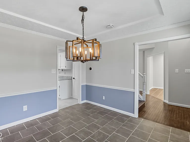 7975 Meadow Bend Cir — Photo 30